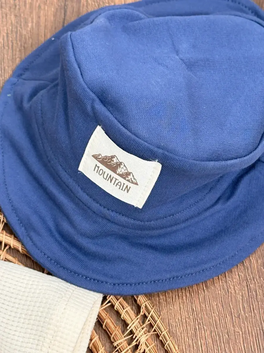 Lacivert Renk Cep Detaylı Şapkalı Bisiklet Yaka 3 lü  Erkek Bebek Takım