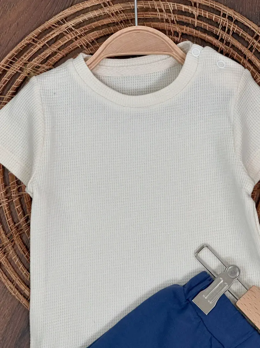 Lacivert Renk Cep Detaylı Şapkalı Bisiklet Yaka 3 lü  Erkek Bebek Takım