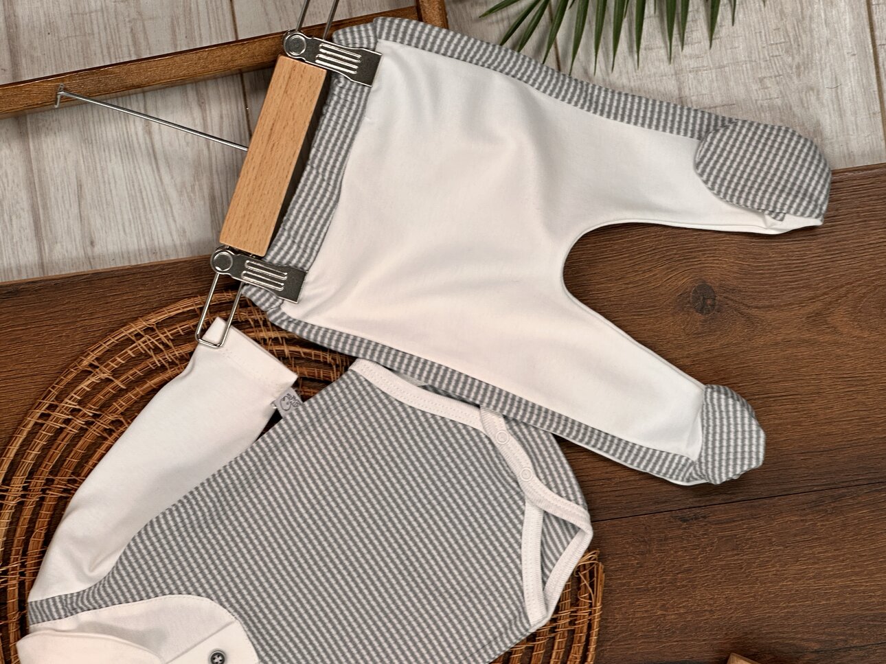 Pamuklu Polo Yaka Ayaklı Alttan Çıtçıtlı Erkek Bebek 2li Takım - Detay Görseli 6