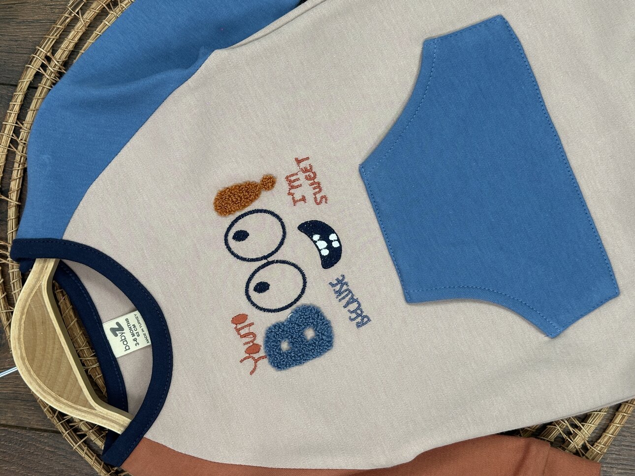 Pamuklu Mevsimlik Kanguru Cepli Alttan Çıtçıtlı Yumuşak Kumaş Erkek Bebek Tulum - Görsel 3