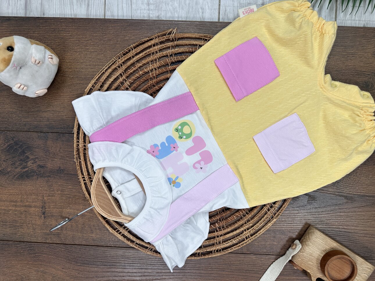 Pamuklu Yazlık Şortlu Kız Bebek Tulum - Görsel 5