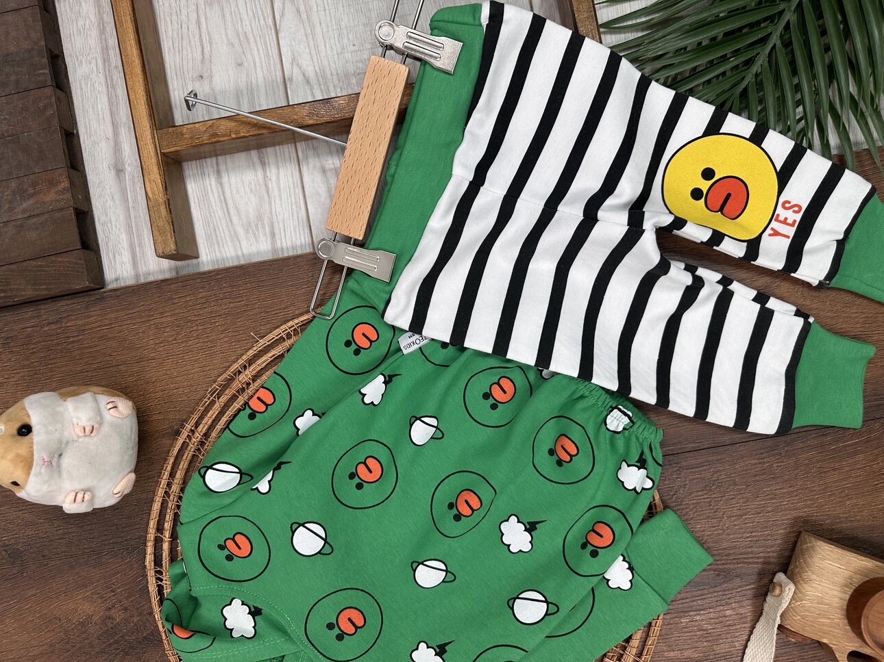 Pamuklu Ördek Desenli Kapüşonlu Kız Bebek 2li Takım