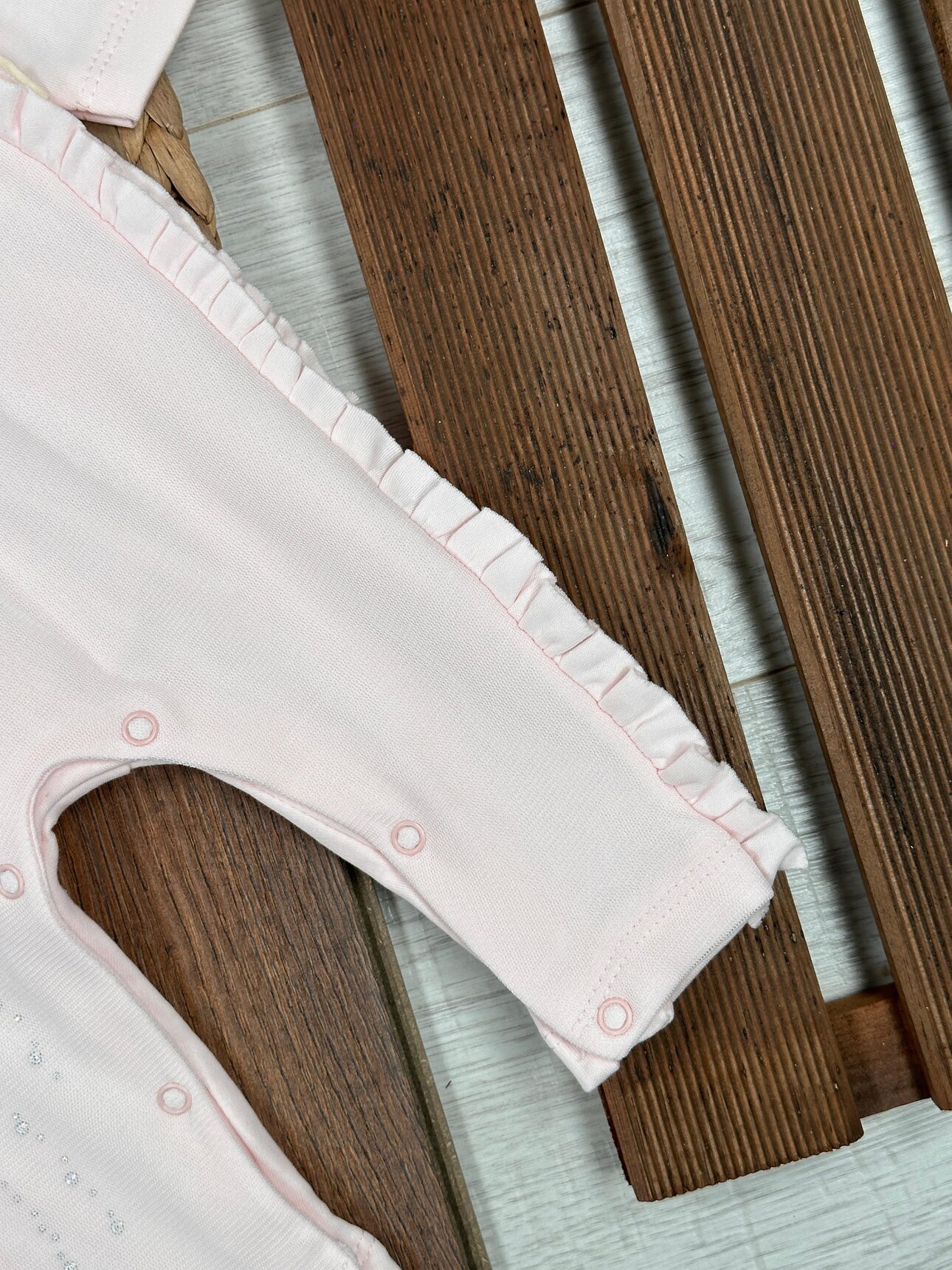 Yaka Tütü Detaylı Pamuklu Fırfırlı Kız Bebek Tulum