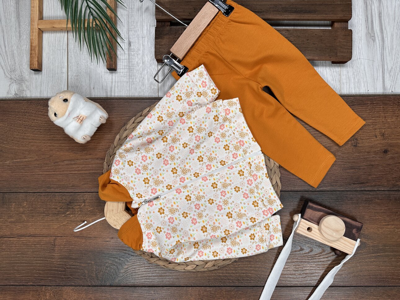 Pamuklu Çiçek Desenli Fermuarlı 2li Kız Bebek Takım