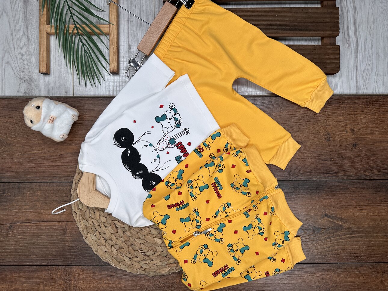 Pamuklu Hırkalı 3lu Kız Bebek Takım