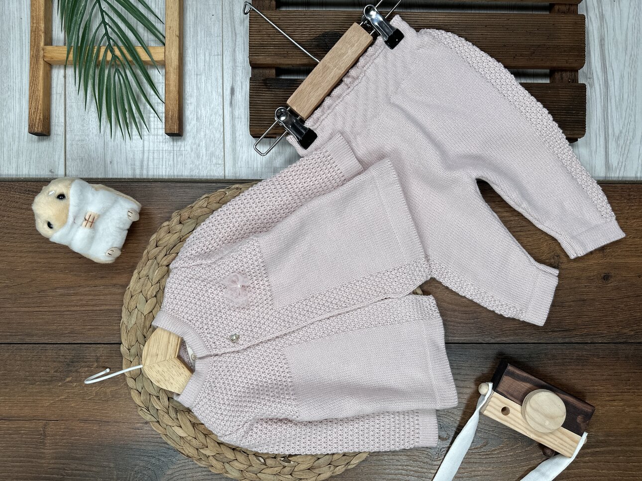 Pamuklu Triko Düğme Detaylı Hırkalı Fiyonk Detaylı 2li Kız Bebek Takım