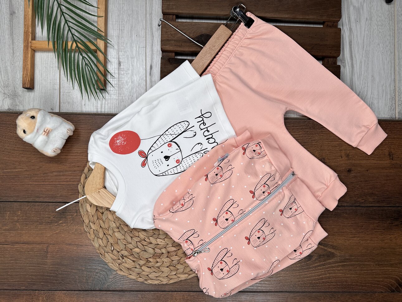 Pamuklu Hırkalı Fermuar Detaylı 3lu Kız Bebek Takım