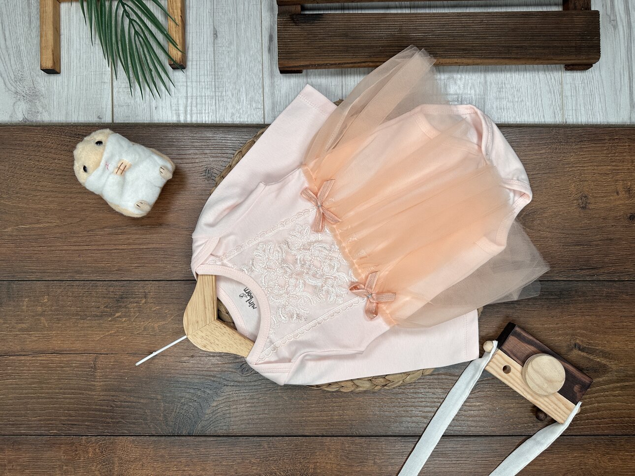 Pamuklu Dantel Nakışlı Kız Bebek Elbise