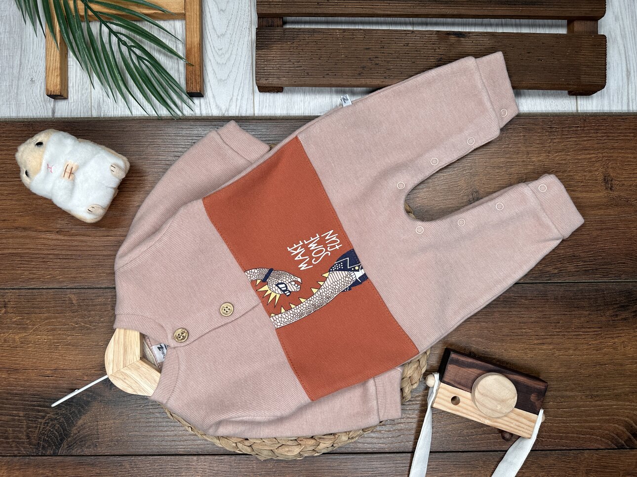 Pamuklu Dinozor Desenli Erkek Bebek Tulum