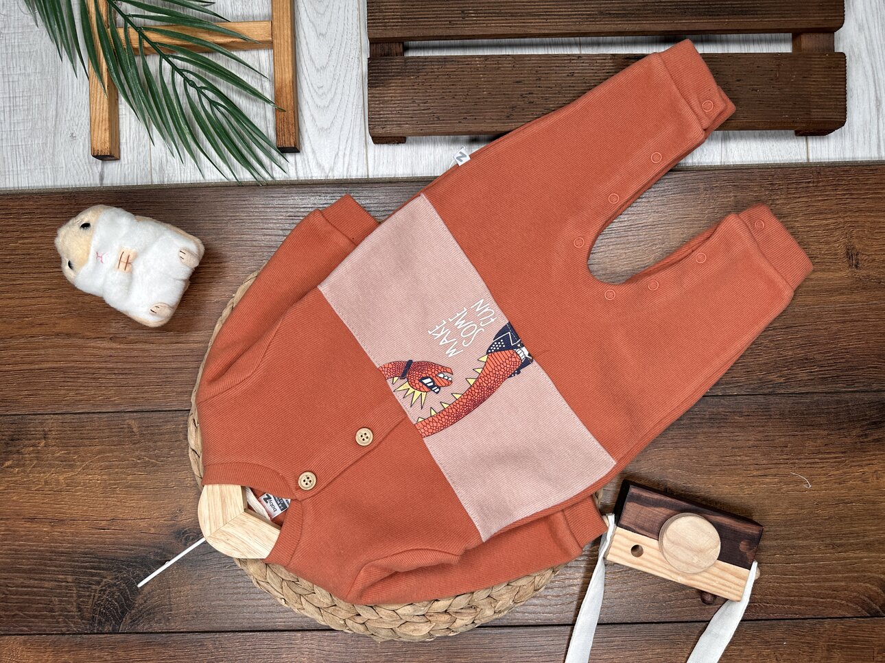 Pamuklu Dinozor Desenli Erkek Bebek Tulum