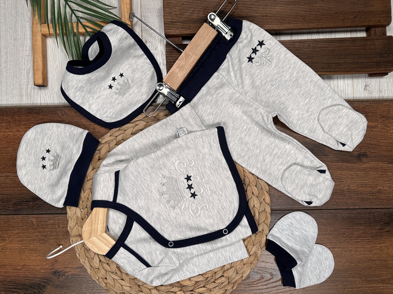 Pamuklu Taç Desenli 5li Erkek Bebek Hastane Çikişi