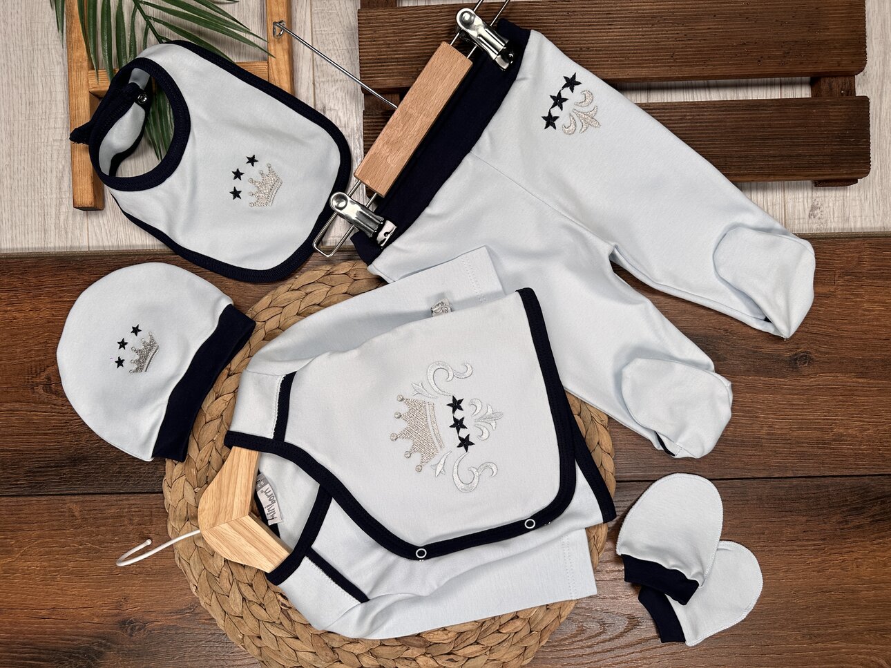 Pamuklu Taç Desenli 5li Erkek Bebek Hastane Çikişi