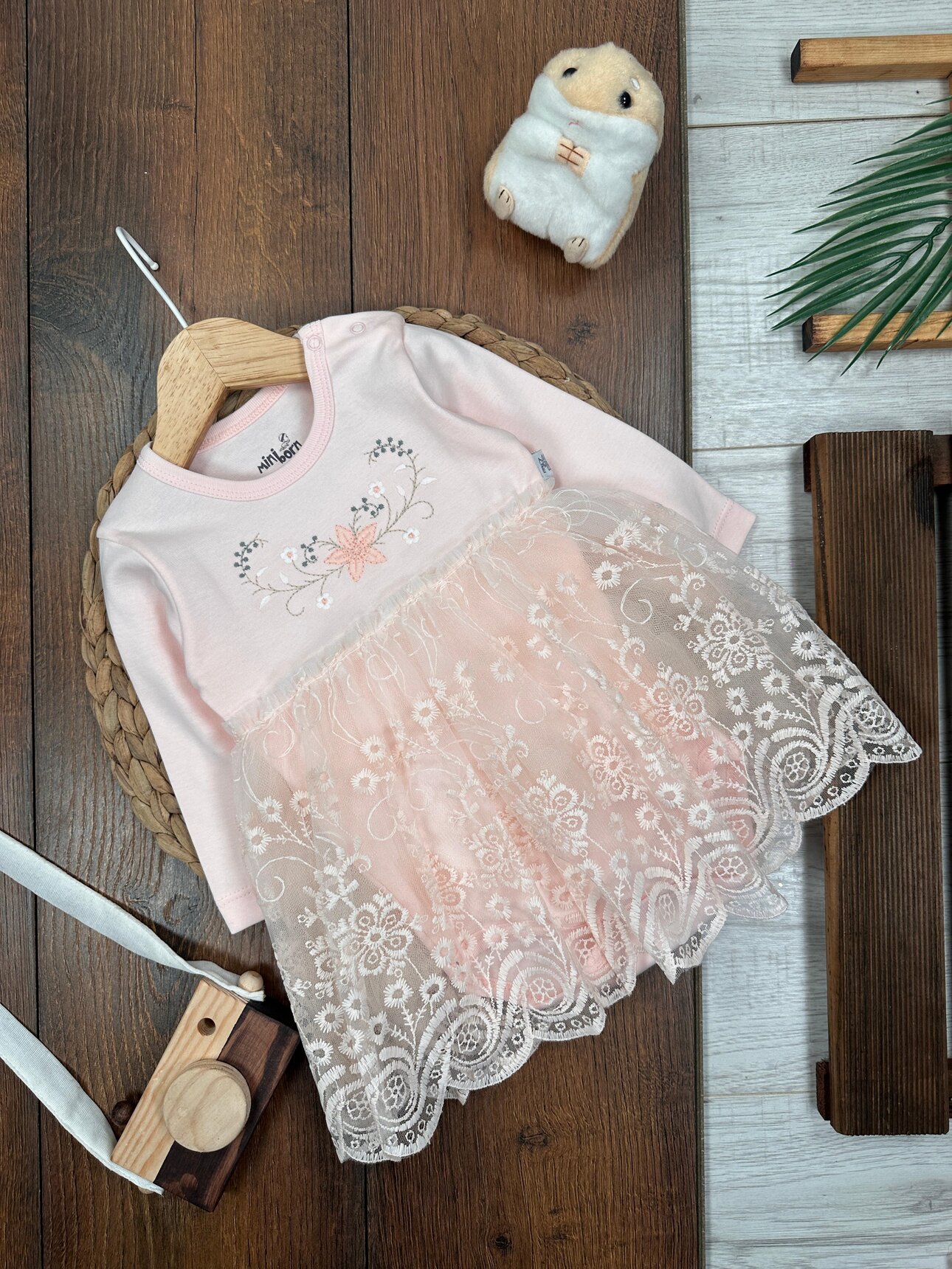 Pamuklu Çiçek Detaylı Kız Bebek Elbise