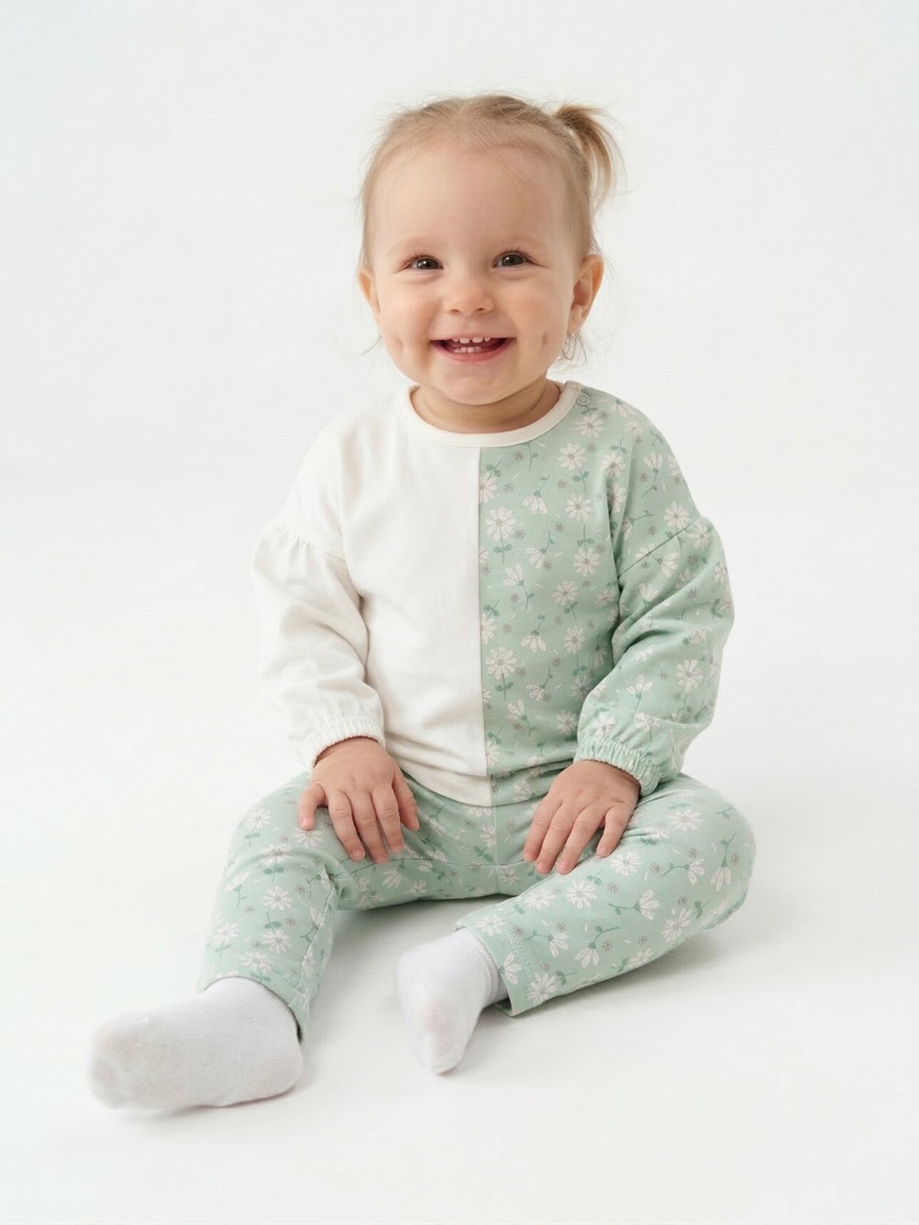 Pamuklu Çiçek Detaylı  Balon Kol Mevsimlik 2li Kız Bebek Takım