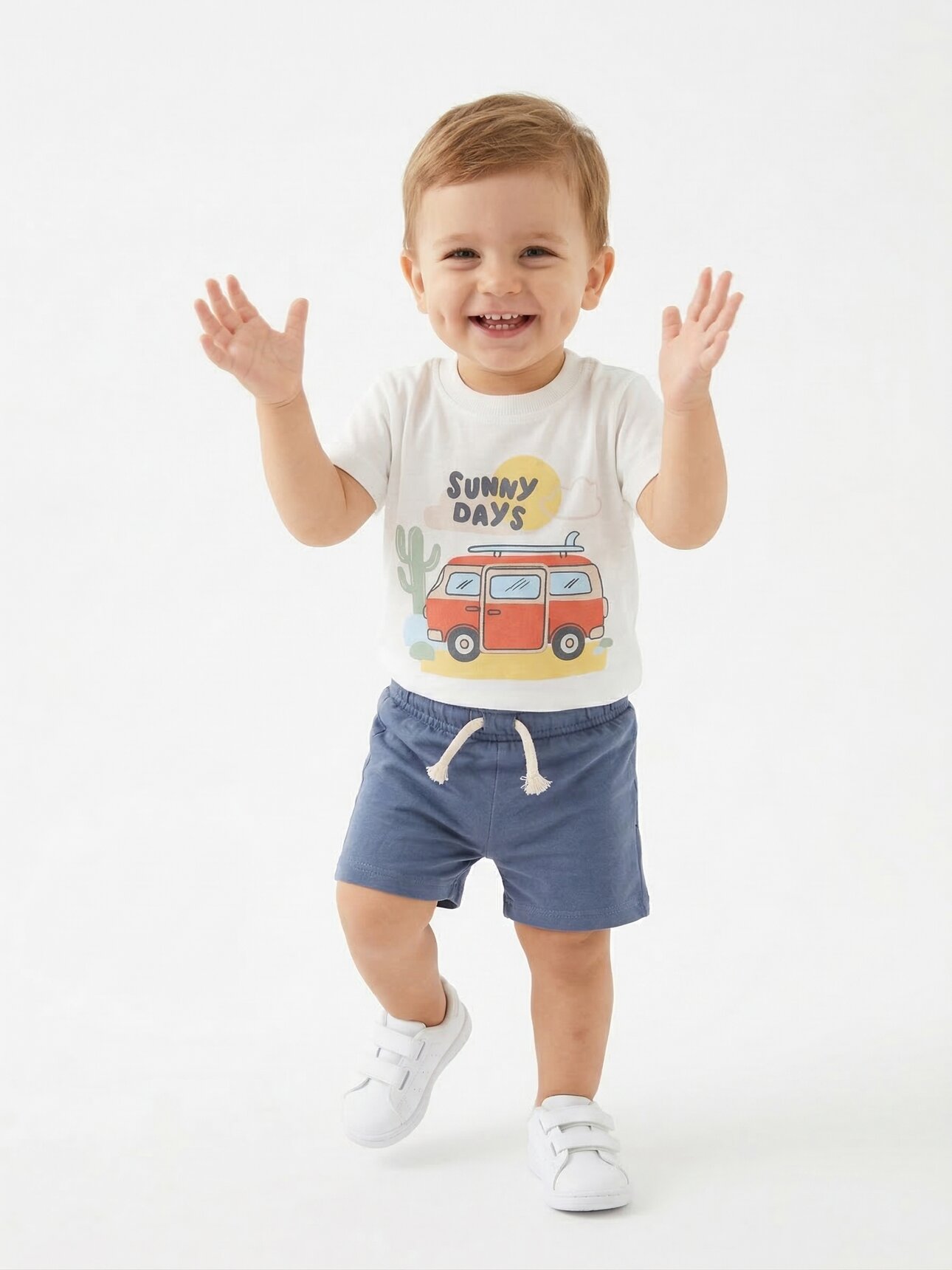 Pamuklu 3 Boyutlu Karavan Detaylı Erkek Bebek 2li Şortlu Takım