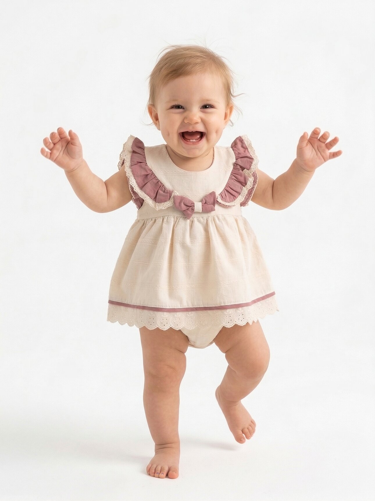 Organik Pamuklu Dantel Detaylı Kız Bebek Keten Zıbınlı Elbise