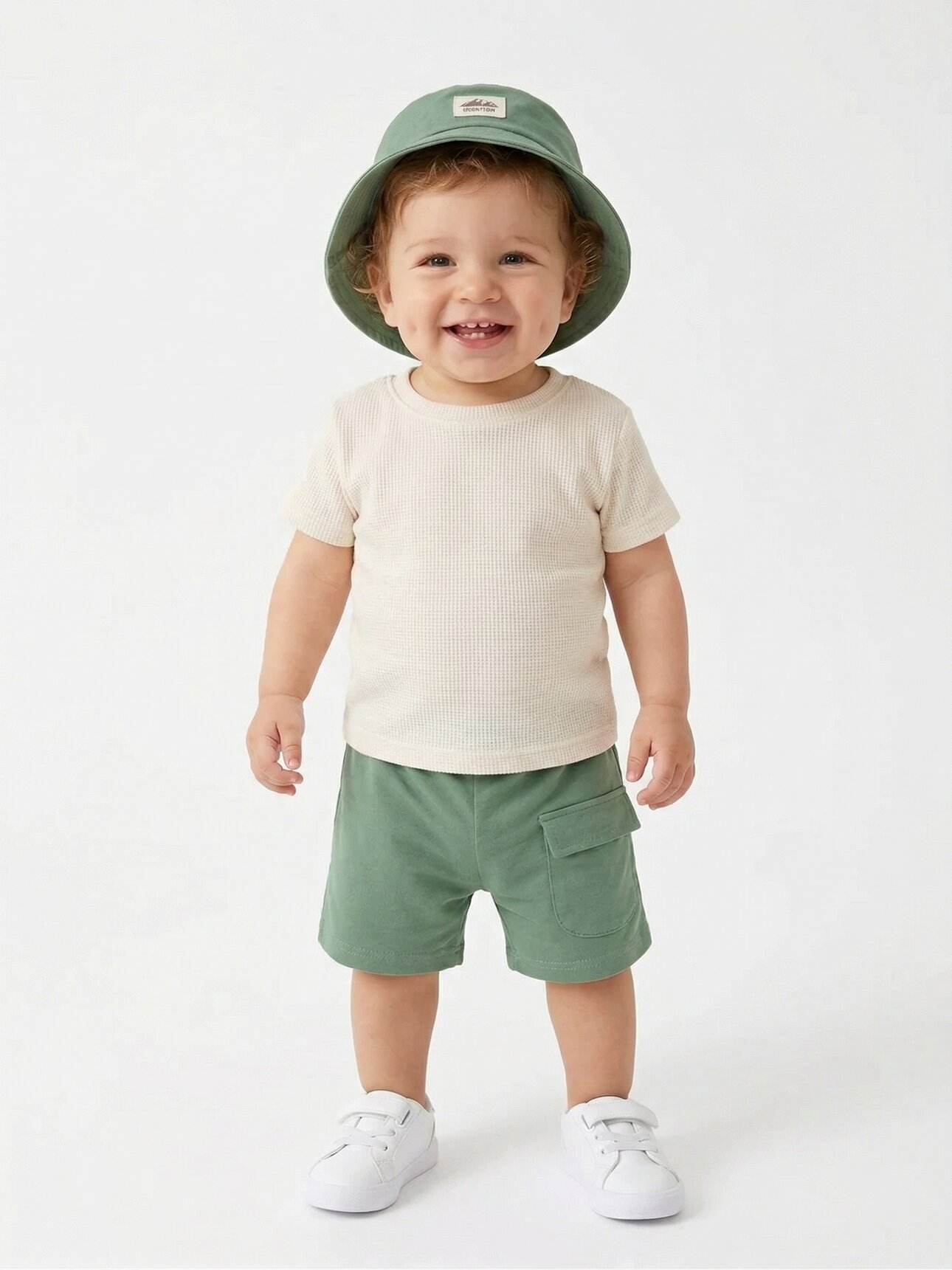 Yeşil Renk Cep Detaylı Şapkalı Bisiklet Yaka Erkek 3 lü Bebek Takım