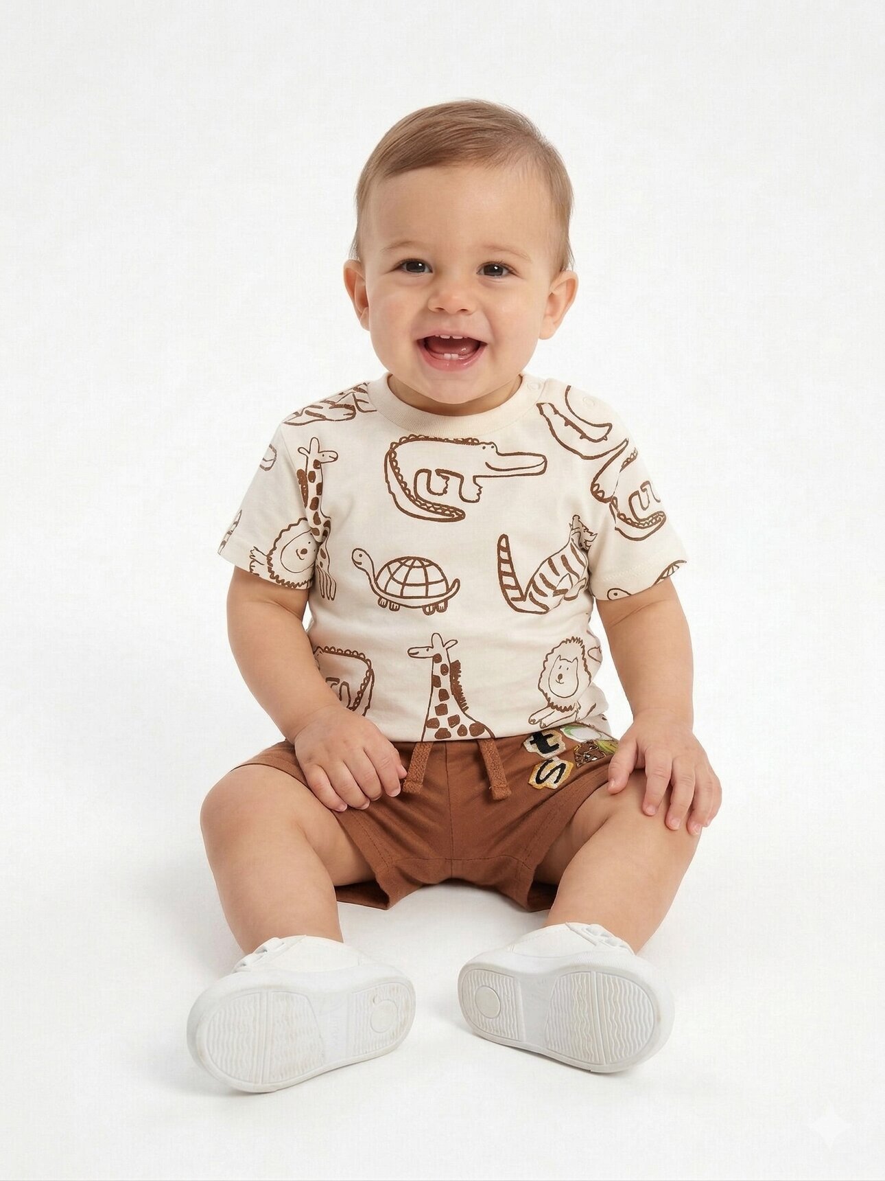 Pamuk Dostlar Detaylı Şortlu Erkek Bebek 2li Takım