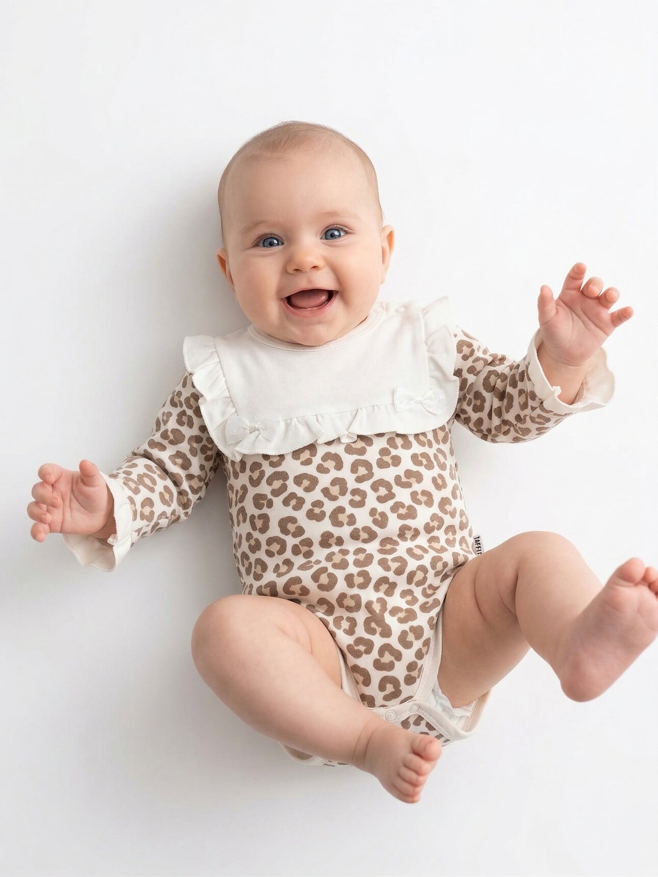 Pamuk Sevimli Leopar Desenli Kız Bebek Zıbın