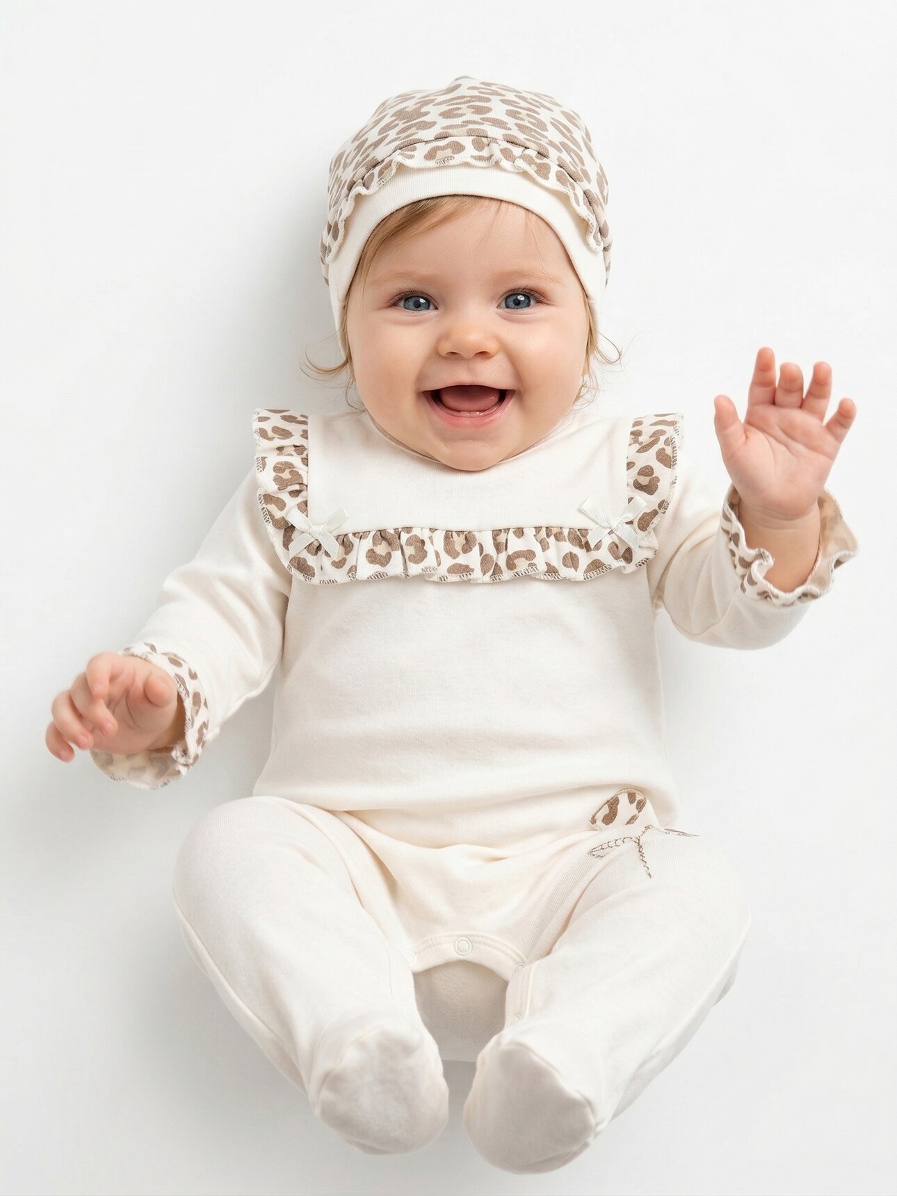 Mevsimlik Pamuklu Leopar Detaylı Şapkalı Kız Bebek 2li Tulum Takım