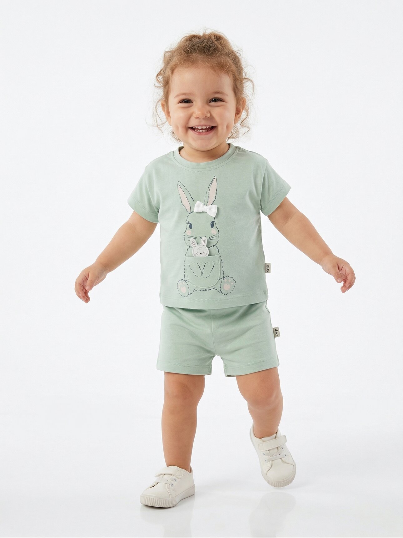 Pamuklu Tavşan Detaylı Kız Bebek 2li Şortlu Takım
