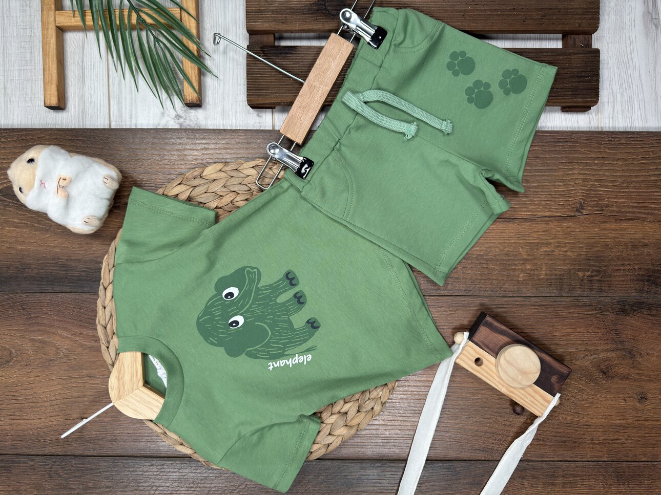 Pamuklu Sevimli  Fil Detaylı Erkek Bebek Şortlu 2li Takım