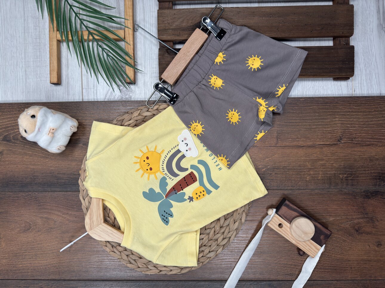 Organik Güneş Desenli Erkek Bebek 2li Şortlu Takım