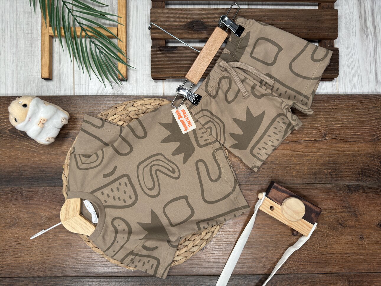 Pamuklu Sevimli Bitki Detaylı Şortlu Erkek Bebek 2li Takım