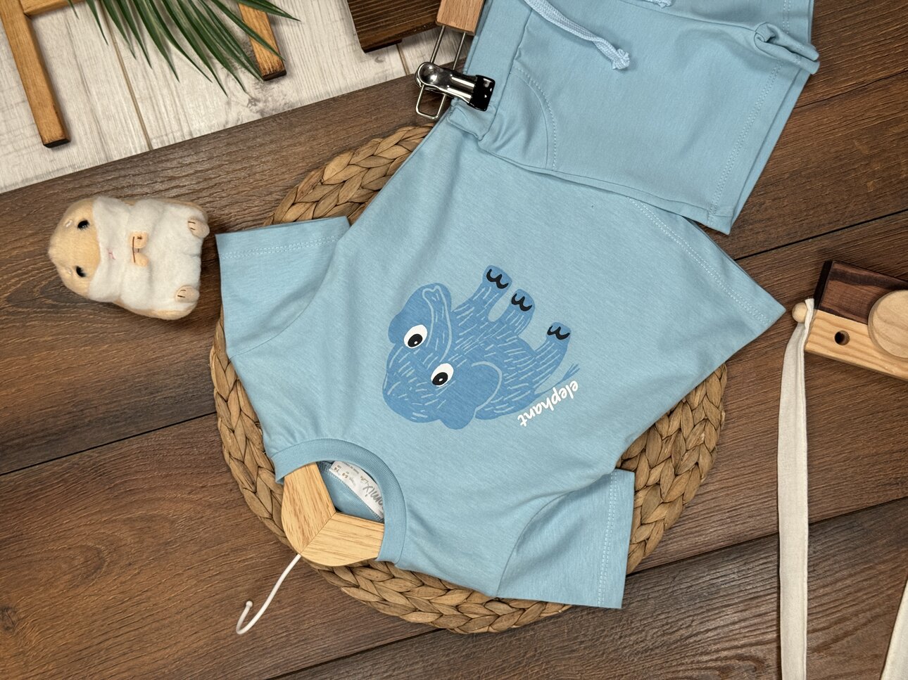 Pamuklu Sevimli Fil Detaylı Şortlu Erkek Bebek 2li Takım