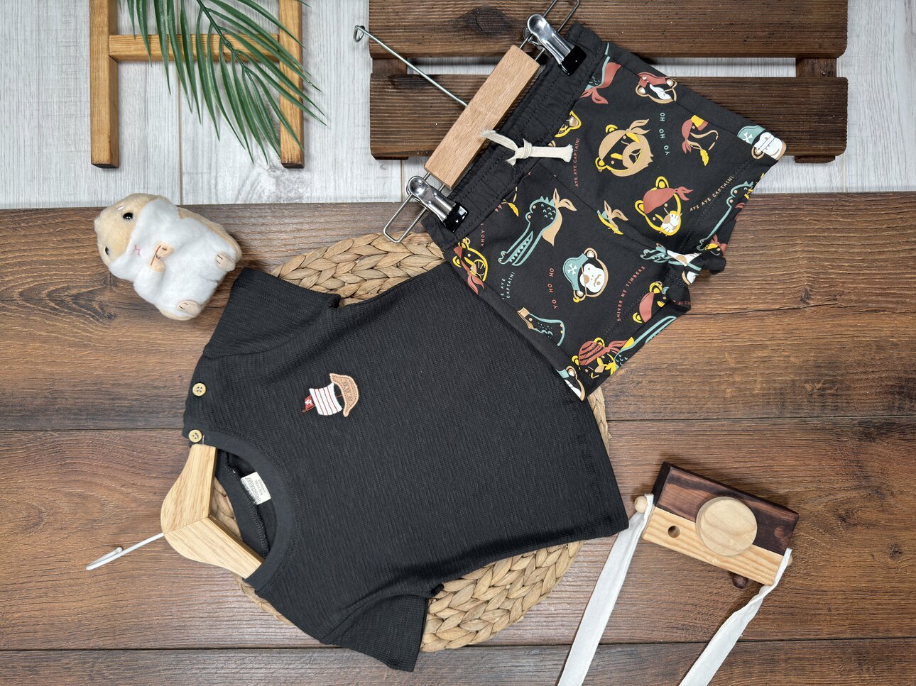 Pamuk Yelken Nakış Detaylı Waffle Kumaş Şortlu Erkek Bebek 2li Takım