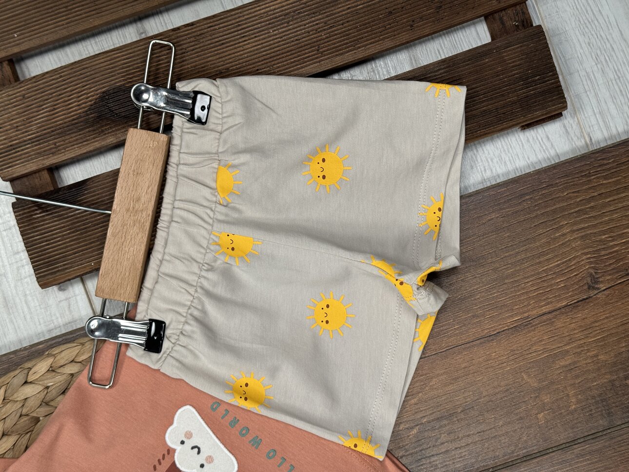 Pamuklu Organik Güneşli Renkli Desenli Kız Bebek 2li Şortlu Takım