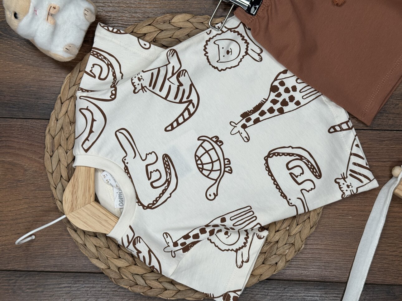 Pamuk Dostlar Detaylı Şortlu Erkek Bebek 2li Takım