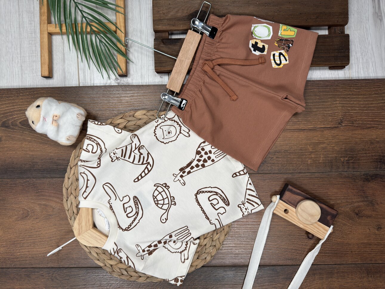 Pamuk Dostlar Detaylı Şortlu Erkek Bebek 2li Takım