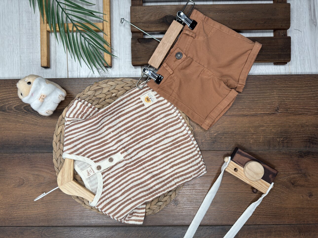 Pamuk Çizgili Müslin Tshirt Keten Şortlu Erkek Bebek 2li Takım