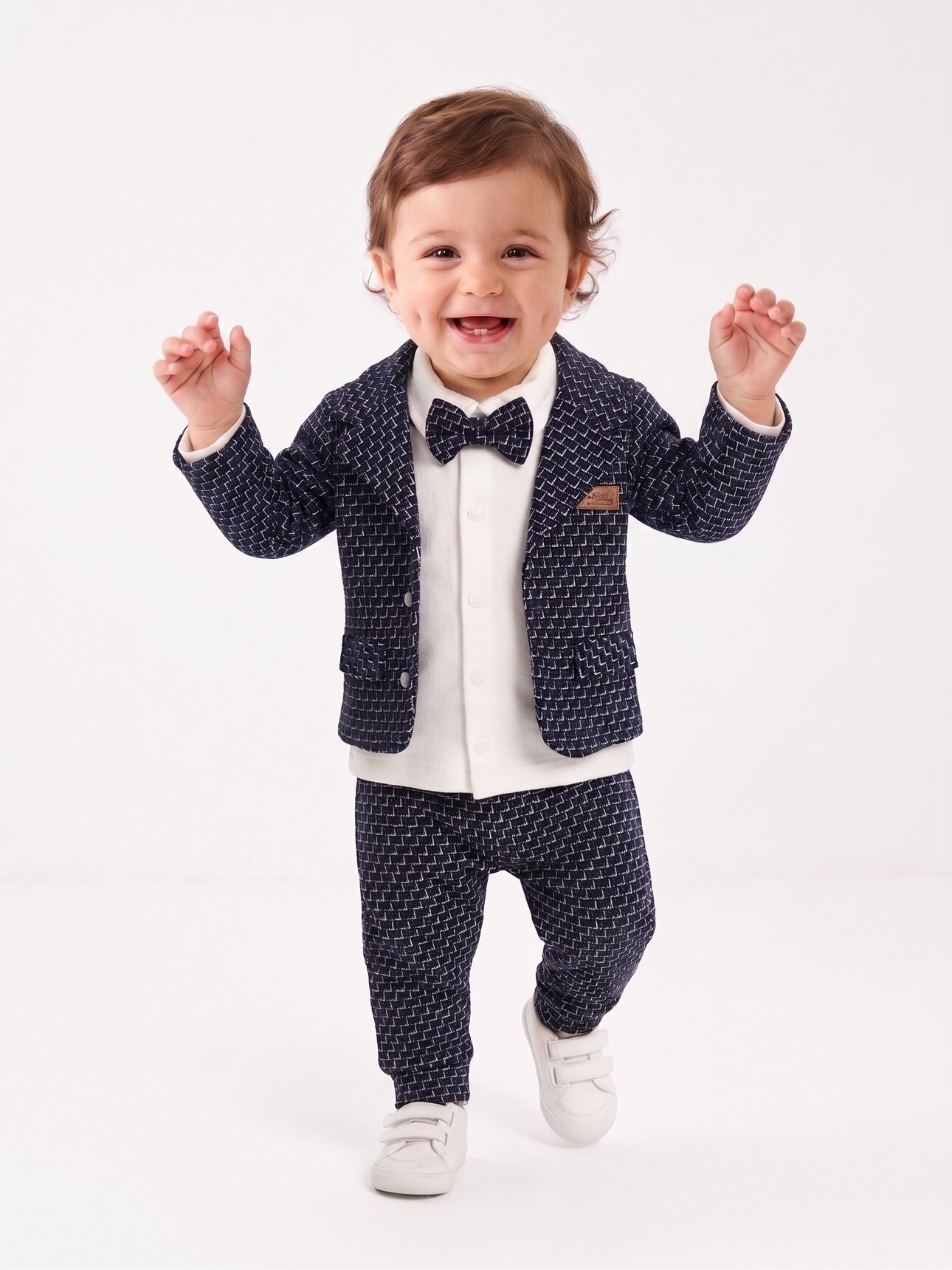 Pamuklu Ceketli Papyonlu Erkek Bebek 4'lü Takım - Görsel 2